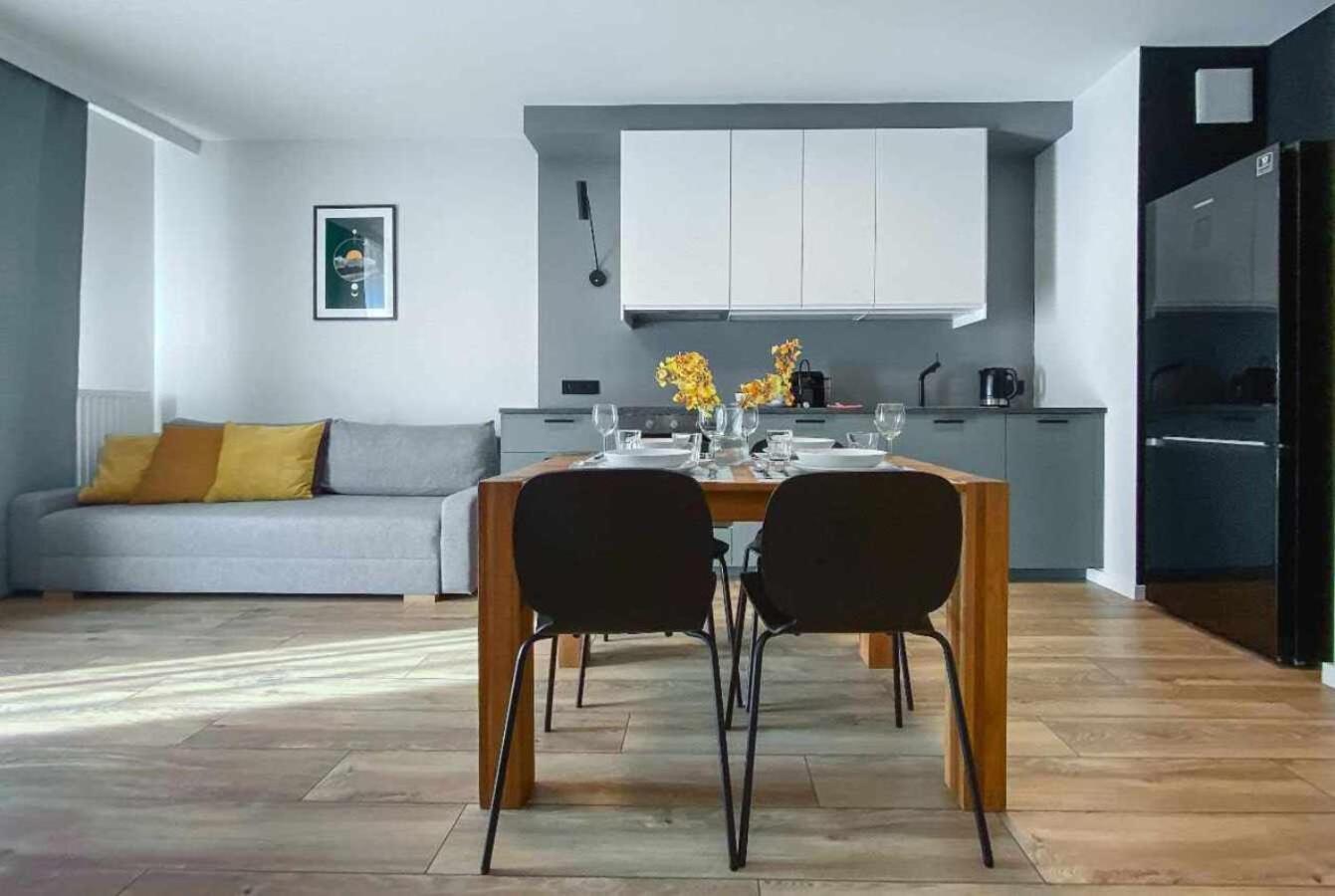 Like Home Apartments Krakow Luaran gambar